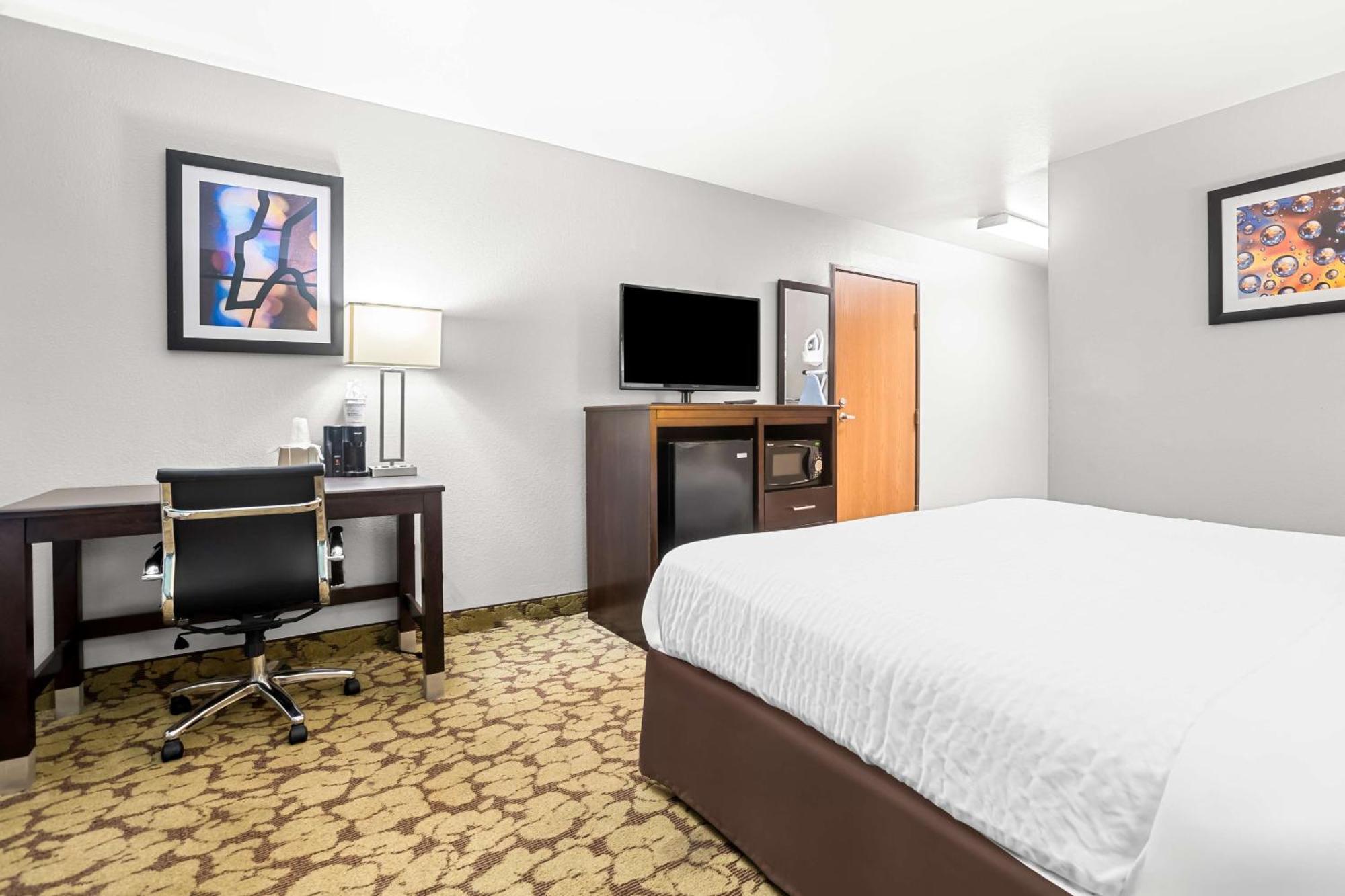 Surestay Plus Hotel By Best Western Bettendorf Bagian luar foto