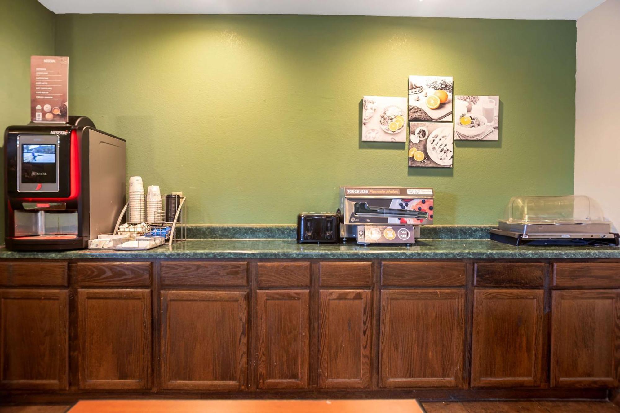 Surestay Plus Hotel By Best Western Bettendorf Bagian luar foto